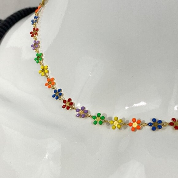 Daisy Floral Necklace Stainless Steel - Picture 5 of 12